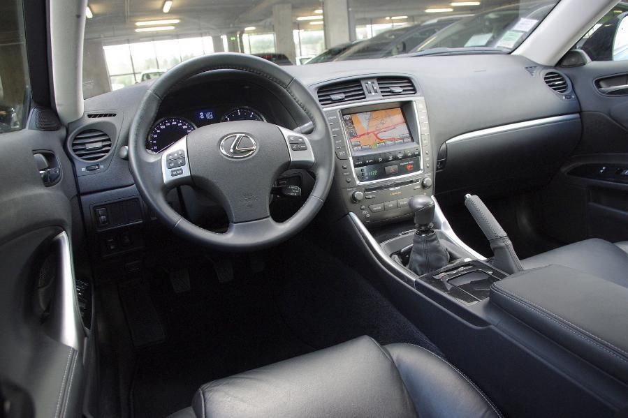 lhd car LEXUS IS 200 (01/01/2011) - 